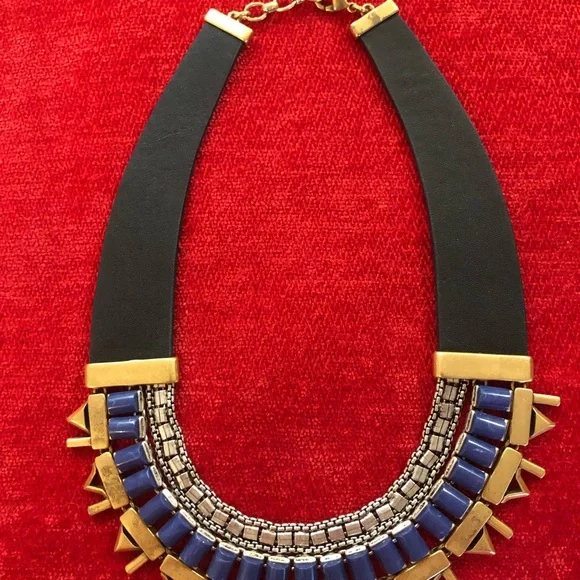 Stella & Dot Black and Gold Reversible Crystal Necklace - Picture 7 of 10